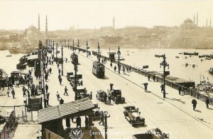 1930'lu yıllarda Galata Köprüsü